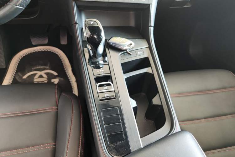 Used MG 6 2021 1.5T Automatic Lingchao Edition Gear Lever