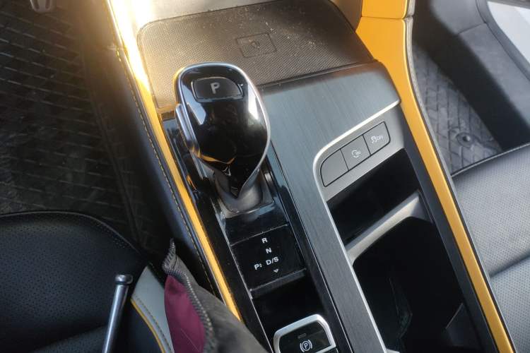 Used MG 6 2021 Pro 1.5T Automatic Trophy Smart Drive Flagship Edition Gear Lever
