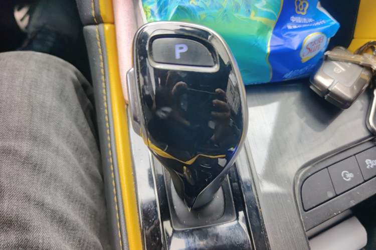 Used MG 6 2021 Pro 1.5T Automatic Trophy Flagship Edition Gear Lever