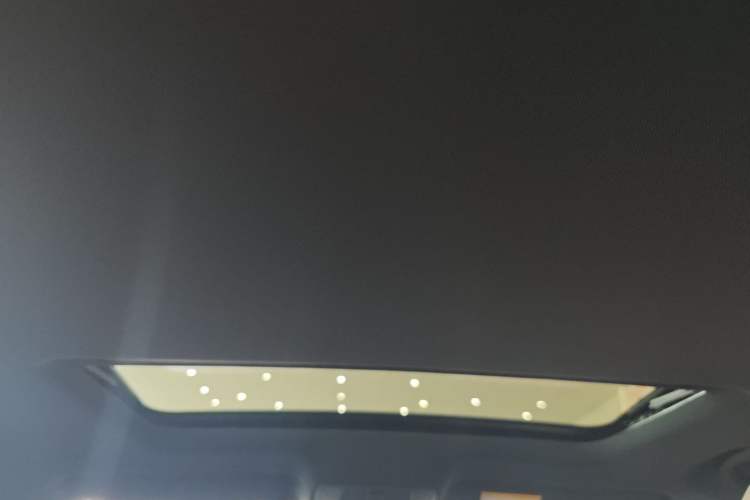 Used MG 6 2021 Pro 1.5T Automatic Trophy Luxury Edition Headliner