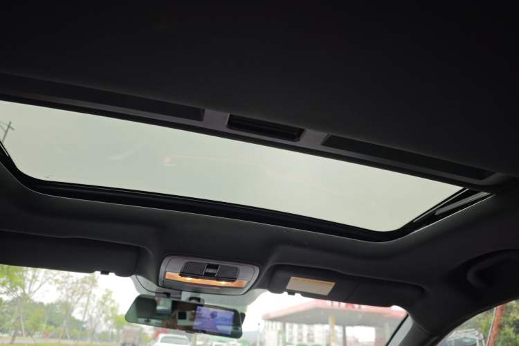 Used MG 6 2021 Pro 1.5T Automatic Trophy Luxury Edition Headliner