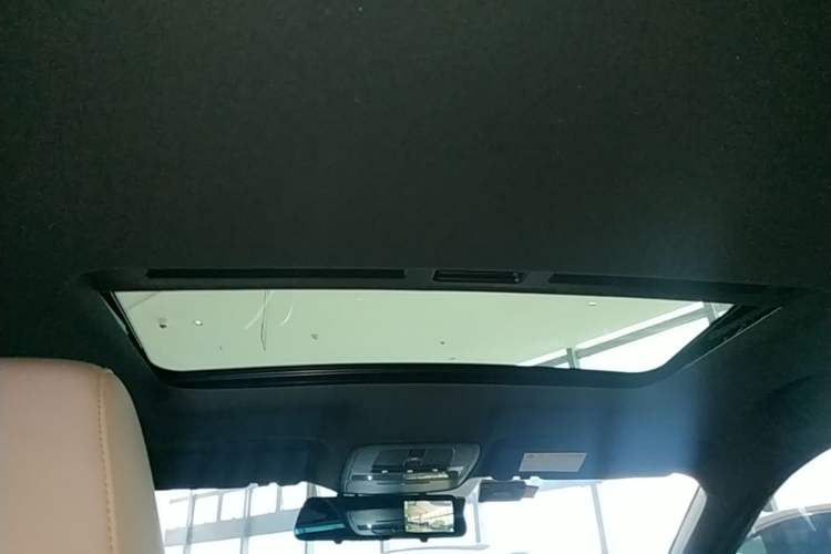 Used MG 6 2021 Pro 1.5T Automatic Trophy Luxury Edition Headliner