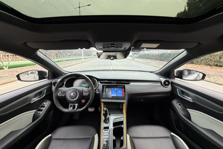 Used MG 6 2021 Pro 1.5T Automatic Trophy Flagship Edition Interior 11