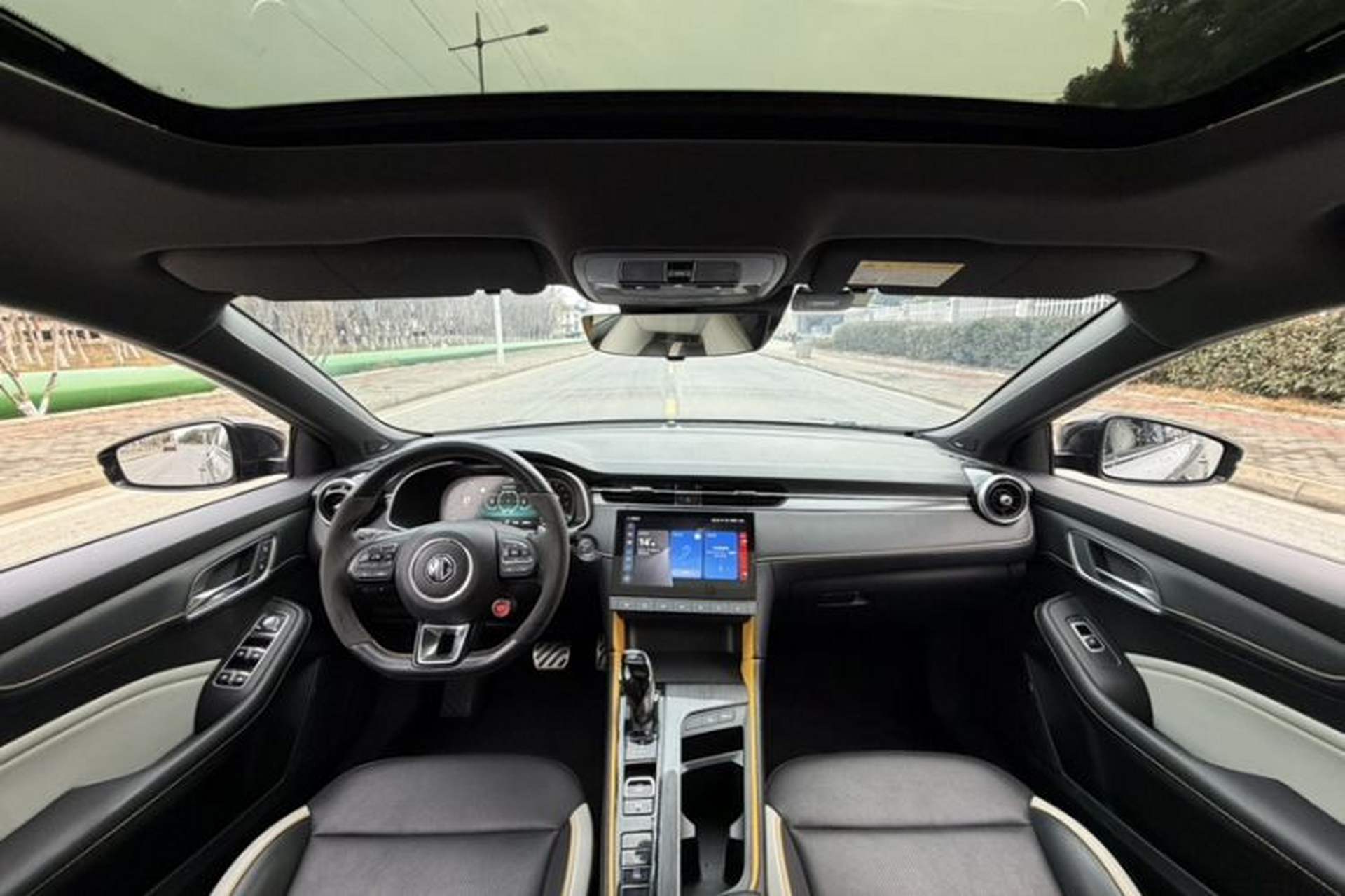 Used MG 6 2021 Pro 1.5T Automatic Trophy Flagship Edition Interior 11