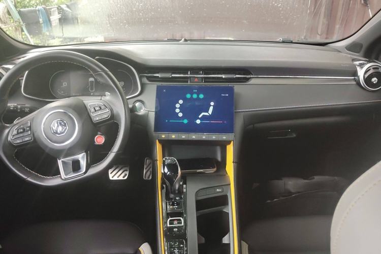 Used MG 6 2021 Pro 1.5T Automatic Trophy Luxury Edition Interior 2