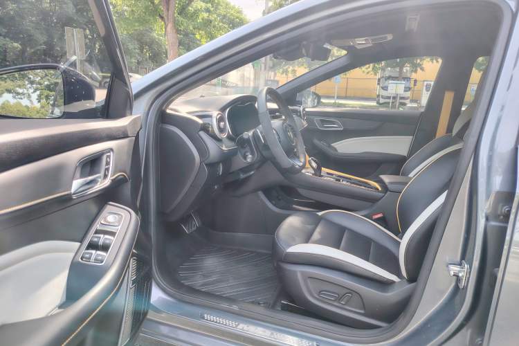 Used MG 6 2021 Pro 1.5T Automatic Trophy Flagship Edition Interior 2