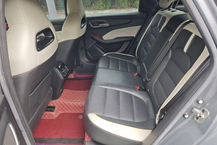 Used MG 6 2021 Pro 1.5T Automatic Trophy Luxury Edition Interior 3