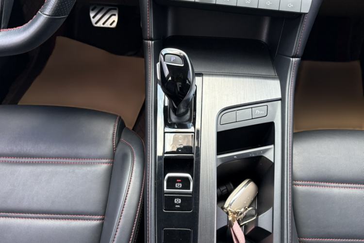 Used MG 6 2021 Pro 1.5T Automatic Trendsetting Luxury Edition Interior 9