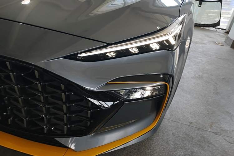 Used MG 6 2021 Pro 1.5T Automatic Trophy Flagship Edition Left Front Headlight