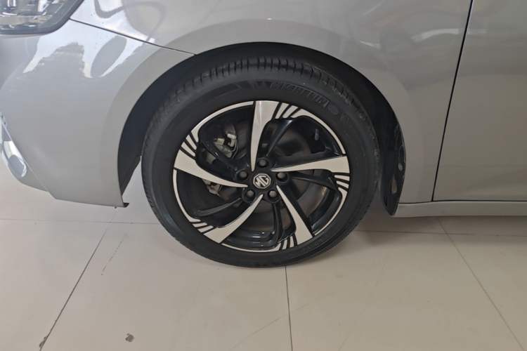 Used MG 6 2021 1.5T Automatic Lingchao Edition Left Front Wheel Hub