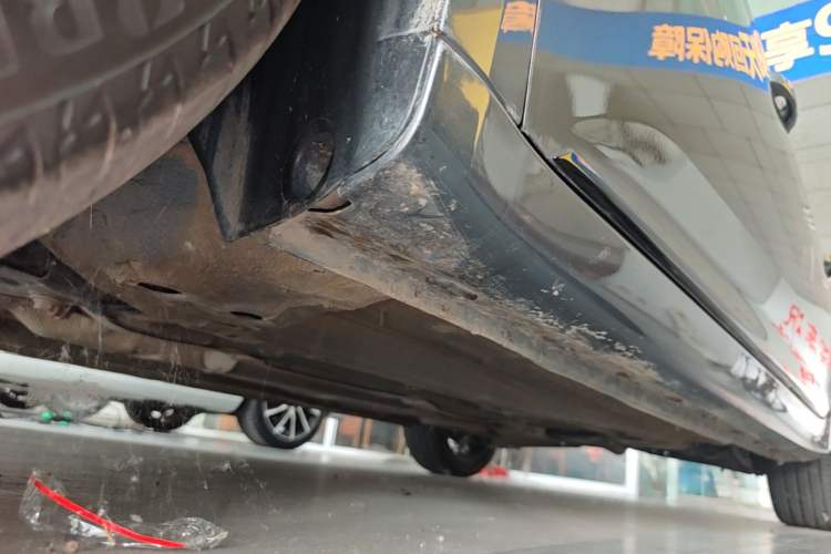 Used MG 6 2021 Pro 1.5T Automatic Trophy Luxury Edition Left Side Sill