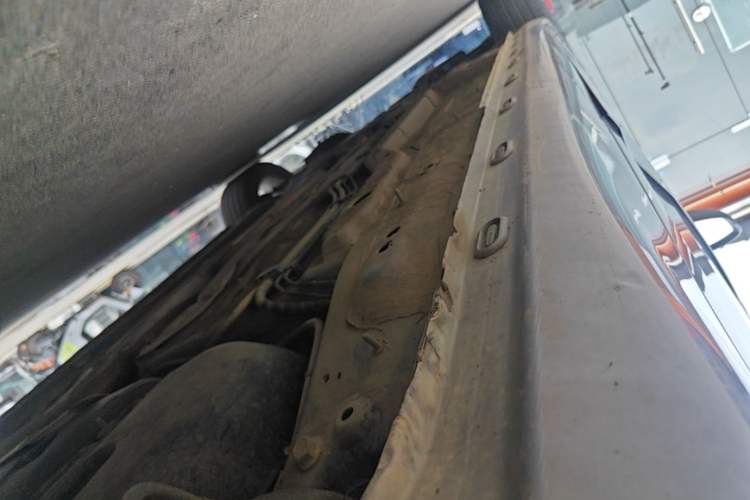 Used MG 6 2021 1.5T Automatic Lingchao Edition Left Side Sill
