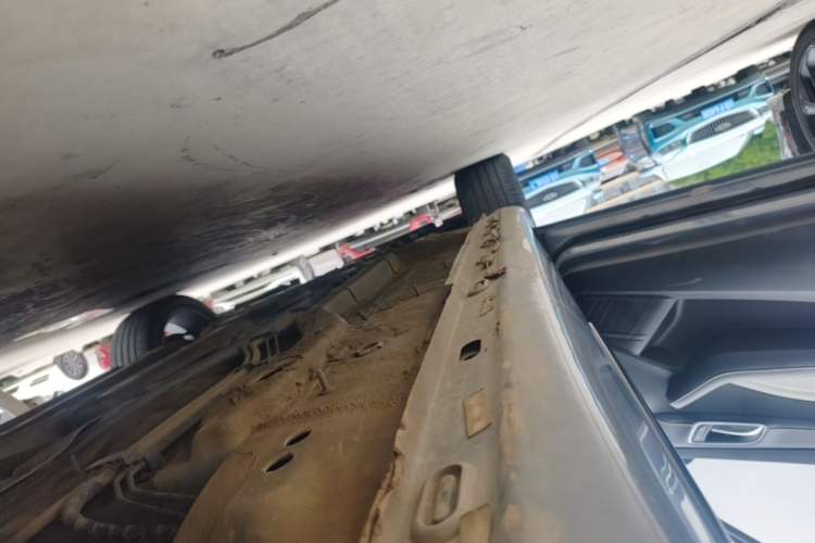 Used MG 6 2021 Pro 1.5T Automatic Trophy Luxury Edition Left Side Sill