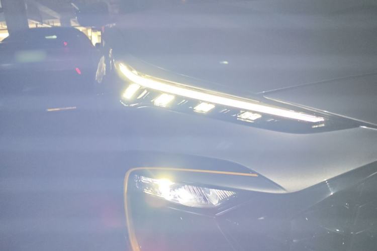 Used MG 6 2021 Pro 1.5T Automatic Trophy Flagship Edition Right Front Headlight