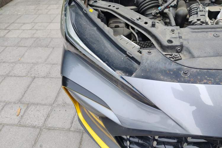Used MG 6 2021 Pro 1.5T Automatic Trophy Luxury Edition Right Front Headlight