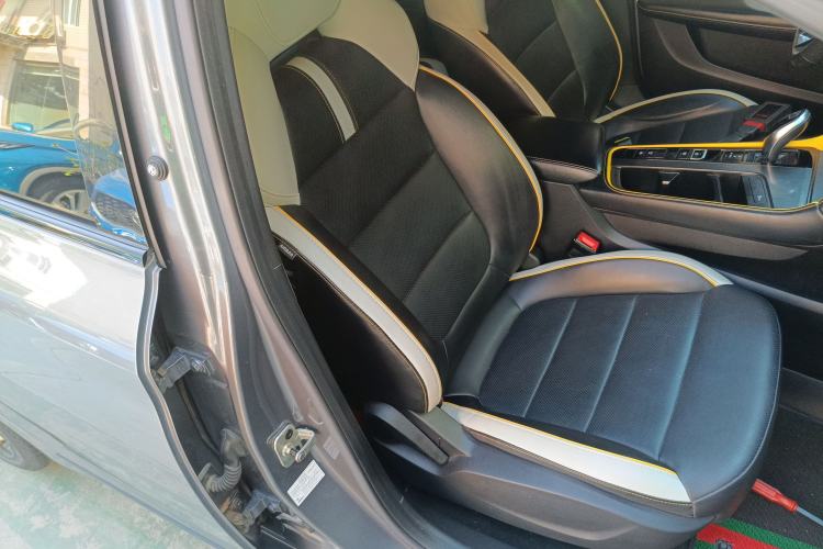Used MG 6 2021 Pro 1.5T Automatic Trophy Luxury Edition Right Front Seat