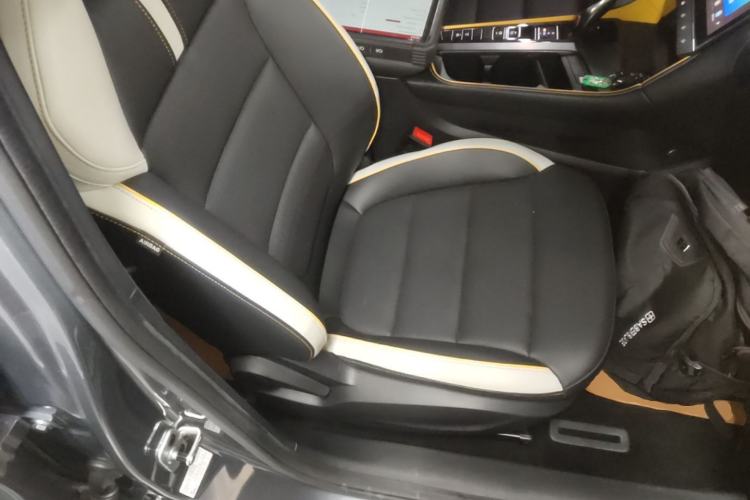 Used MG 6 2021 Pro 1.5T Automatic Trophy Luxury Edition Right Front Seat