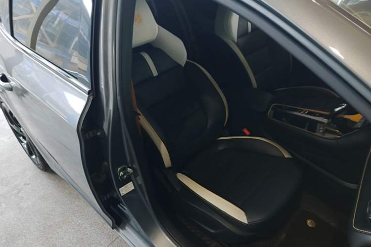 Used MG 6 2021 Pro 1.5T Automatic Trophy Flagship Edition Right Front Seat