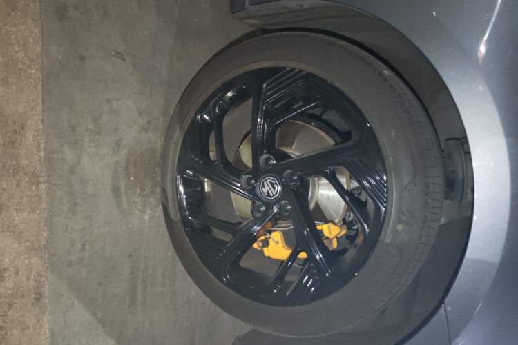 Used MG 6 2021 Pro 1.5T Automatic Trophy Flagship Edition Right Front Wheel Hub