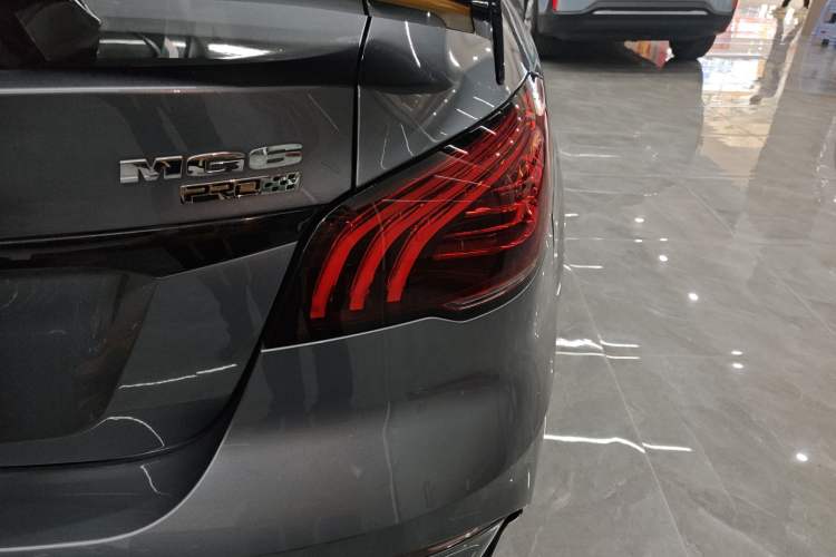 Used MG 6 2021 Pro 1.5T Automatic Trophy Smart Drive Flagship Edition Right Rear Taillight
