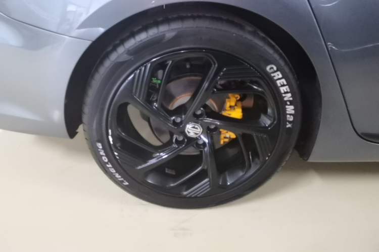 Used MG 6 2021 Pro 1.5T Automatic Trophy Flagship Edition Right Rear Wheel Hub