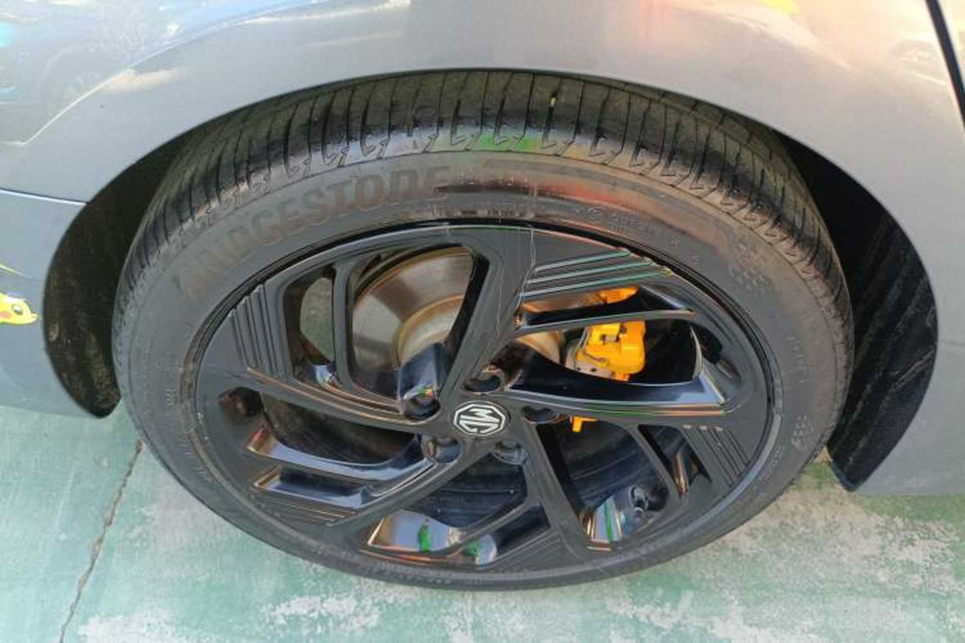 Used MG 6 2021 Pro 1.5T Automatic Trophy Luxury Edition Right Rear Wheel Hub