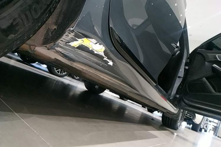 Used MG 6 2021 Pro 1.5T Automatic Trophy Luxury Edition Right Side Sill
