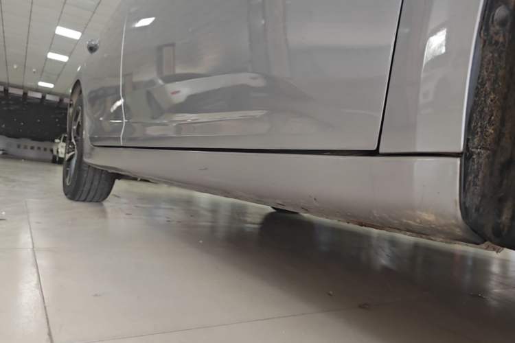 Used MG 6 2021 1.5T Automatic Lingchao Edition Right Side Sill