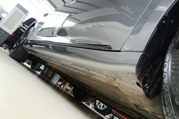 Used MG 6 2021 Pro 1.5T Automatic Trophy Luxury Edition Right Side Sill