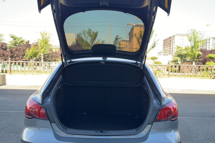 Used MG 6 2021 Pro 1.5T Automatic Trophy Luxury Edition Trunk