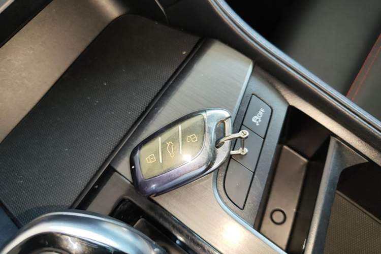 Used MG 6 2021 1.5T Automatic Lingchao Edition Vehicle Key