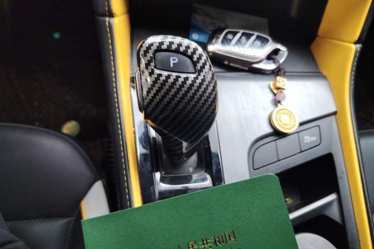 Used MG 6 2021 Pro 1.5T Automatic Trophy Luxury Edition Gear Lever