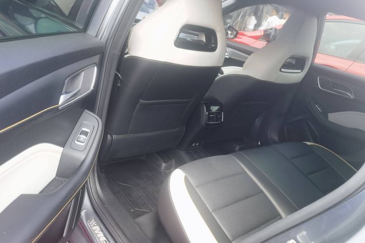 Used MG 6 2021 Pro 1.5T Automatic Trophy Luxury Edition Interior 6