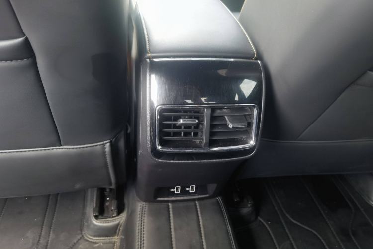 Used MG 6 2021 Pro 1.5T Automatic Trophy Luxury Edition Interior 8