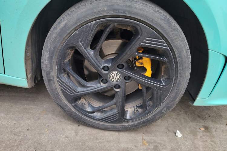 Used MG 6 2021 Pro 1.5T Automatic Trophy Luxury Edition Right Front Wheel Hub