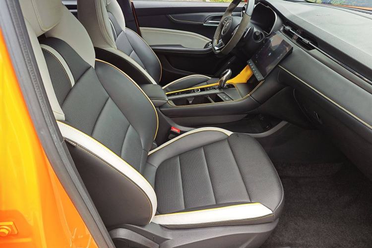 Used MG 6 2021 Pro 1.5T Automatic Trophy Flagship Edition Interior 5