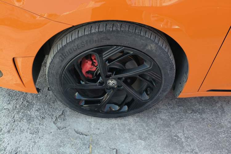 Used MG 6 2021 Pro 1.5T Automatic Trophy Luxury Edition Left Front Wheel Hub