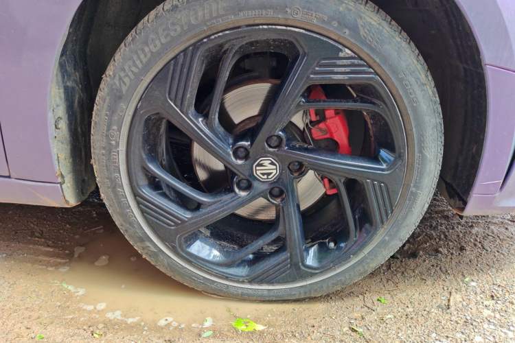 Used MG 6 2021 Pro 1.5T Automatic Trophy Flagship Edition Right Front Wheel Hub