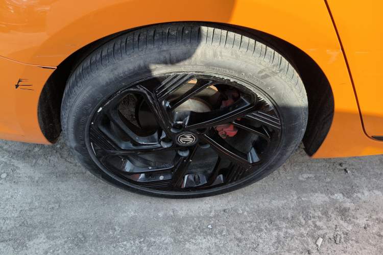 Used MG 6 2021 Pro 1.5T Automatic Trophy Luxury Edition Right Rear Wheel Hub