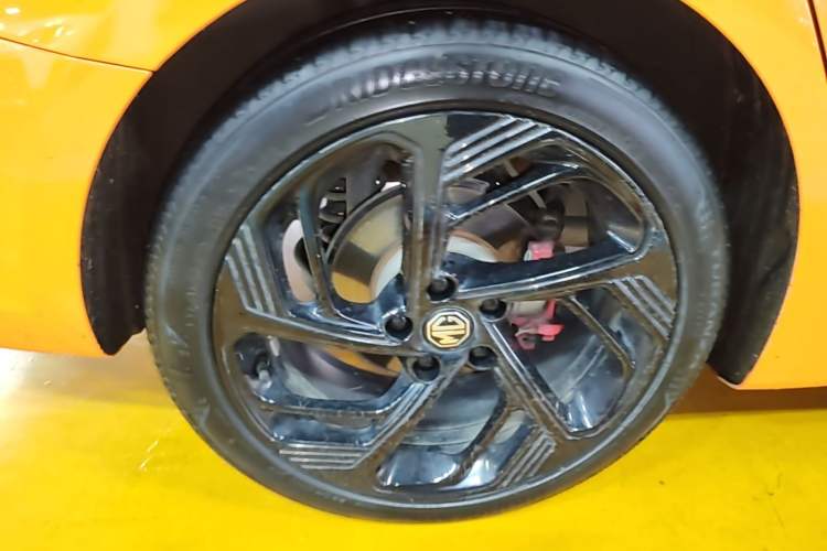 Used MG 6 2021 Pro 1.5T Automatic Trophy Flagship Edition Right Rear Wheel Hub