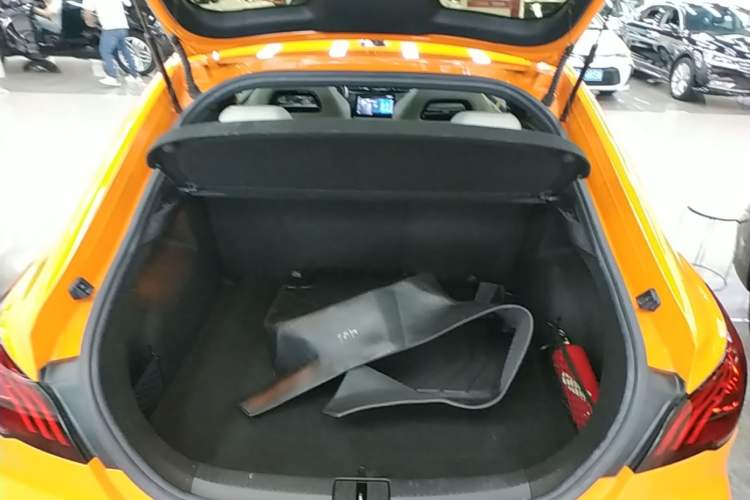 Used MG 6 2021 Pro 1.5T Automatic Trophy Smart Drive Flagship Edition Trunk