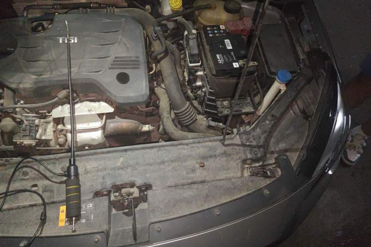 Used MG 6 2021 1.5T Automatic Lingchao Edition Engine Bay Left