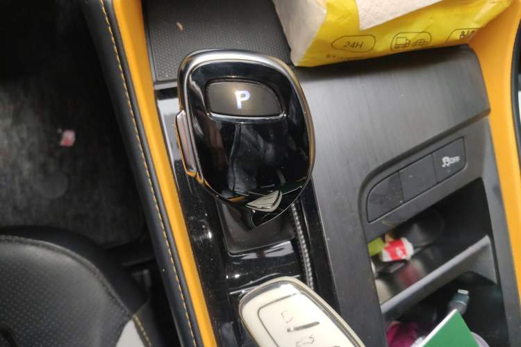 Used MG 6 2021 Pro 1.5T Automatic Trendsetting Luxury Edition Gear Lever