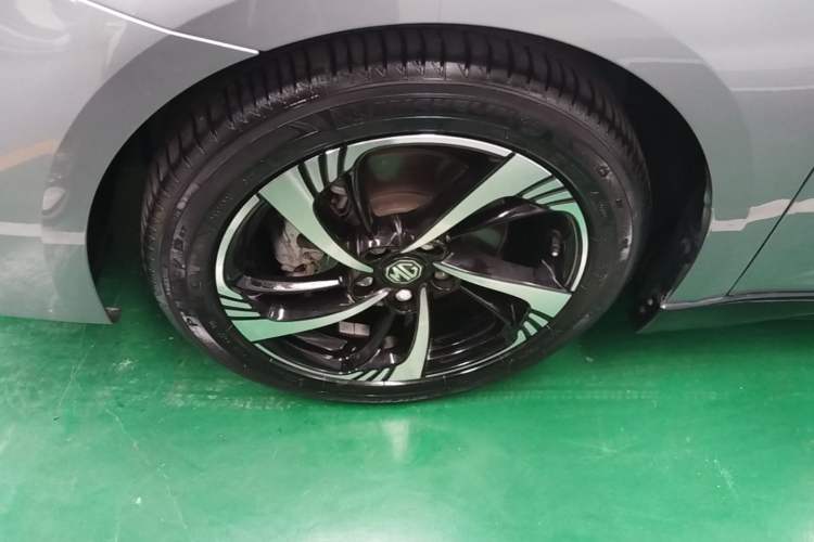 Used MG 6 2021 1.5T Automatic Lingchao Edition Left Front Wheel Hub