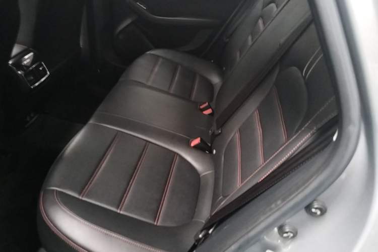 Used MG 6 2021 1.5T Automatic Lingchao Edition Left Rear Seat