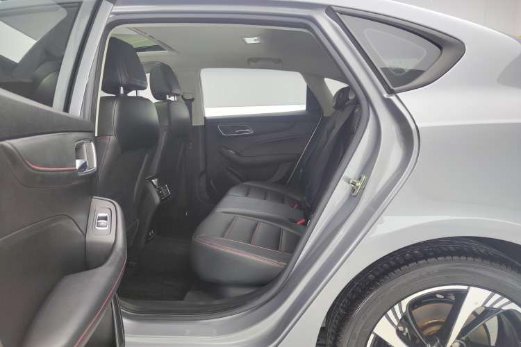 Used MG 6 2021 1.5T Automatic Lingchao Edition Left Rear Seat