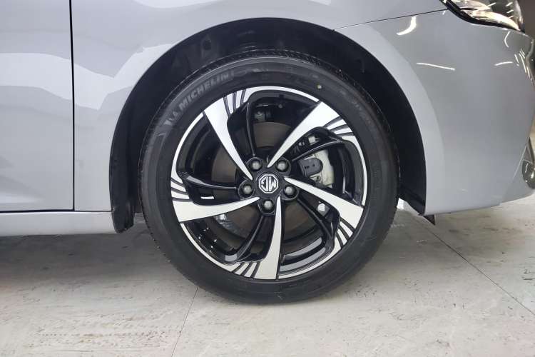 Used MG 6 2021 1.5T Automatic Lingchao Edition Right Front Wheel Hub