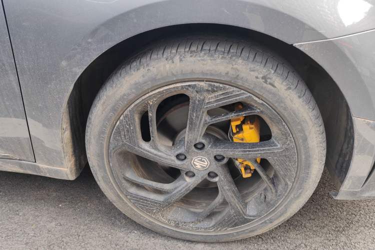 Used MG 6 2021 Pro 1.5T Automatic Trendsetting Luxury Edition Right Front Wheel Hub