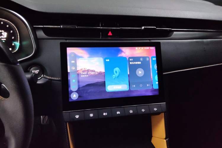 Used MG 6 2021 Pro 1.5T Automatic Trophy Flagship Edition Audio And AC Panel