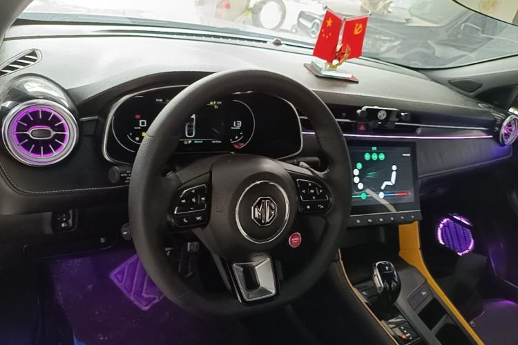 Used MG 6 2021 Pro 1.5T Automatic Trophy Luxury Edition Center Console